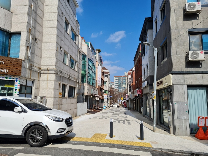 서측 보행자전용