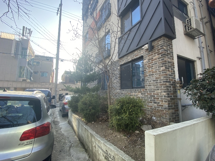 제시외 물건 ㉠