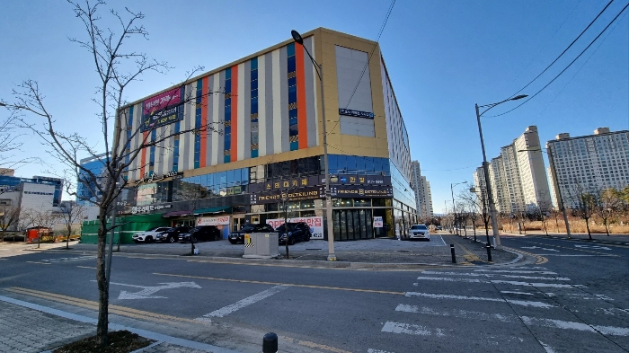 빅타워 빌딩전경