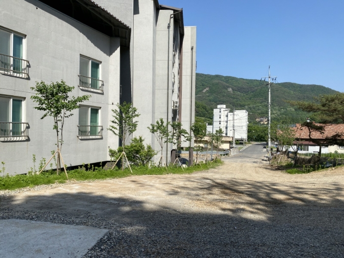 기호(4)(5) 전경 - 서측에서 촬영