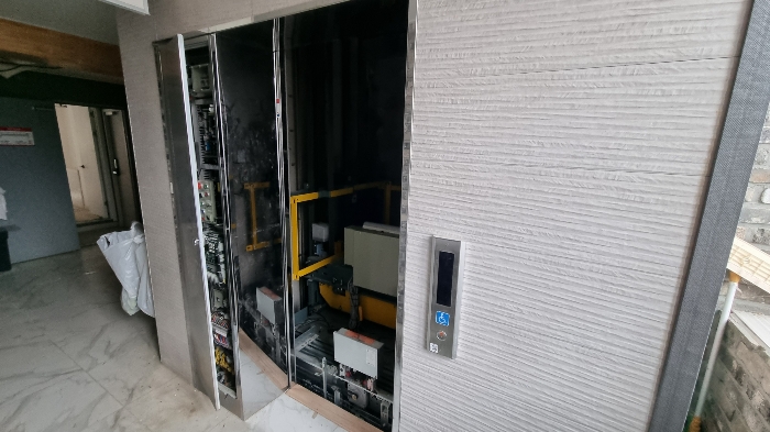 일련번호 1 건물 3층 엘리베이터실