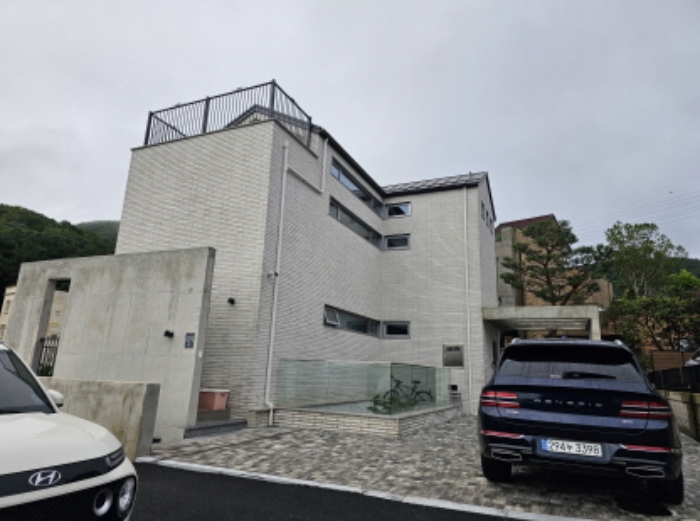 목록9. 지상 제시외 건물 외관