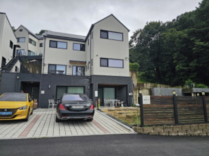 목록15. 지상 제시외 건물 외관