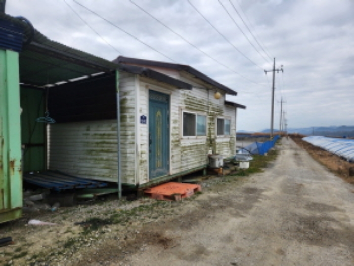 부동산표시 제2호 제시외 관리사