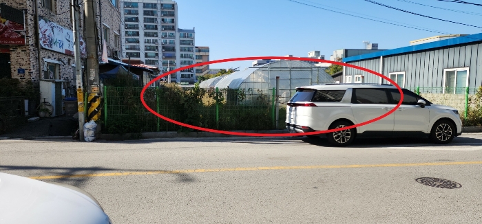 본건 토지(동측촬영)