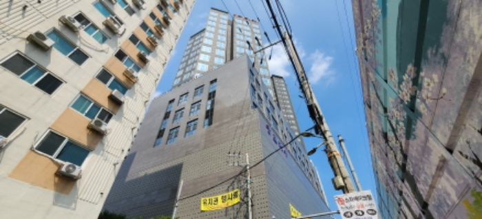 목록부동산 상단