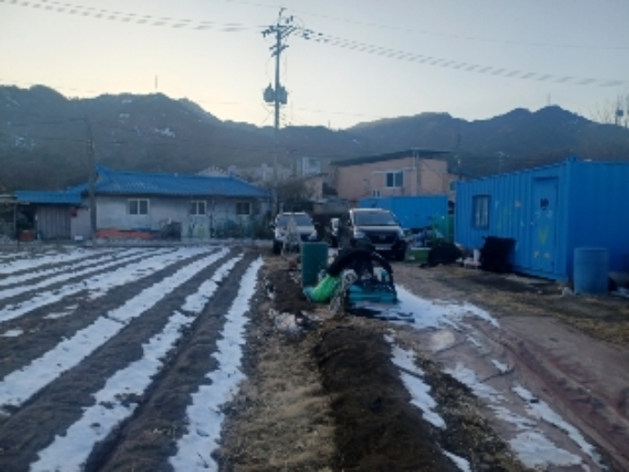 컨테이너 앞쪽에