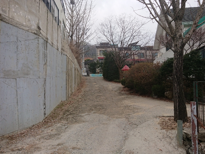 본건 기호(3) 동측에서의 전경