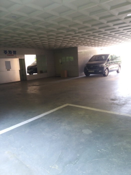 1층 주차장(2)