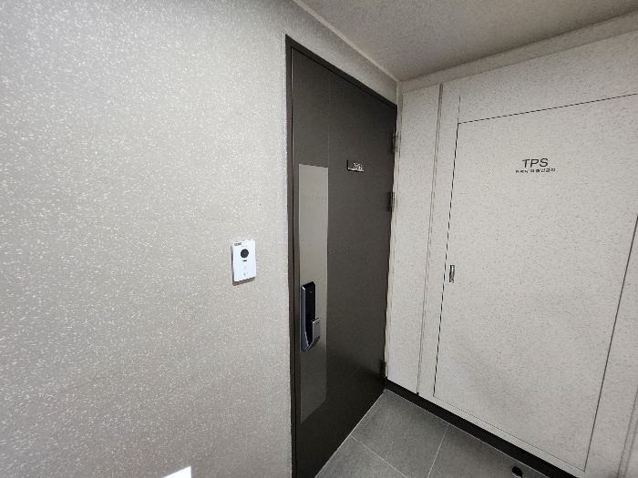 대상물건 현관문