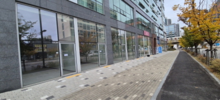 전유세대 전경도