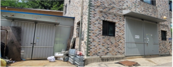 전유세대 출입문