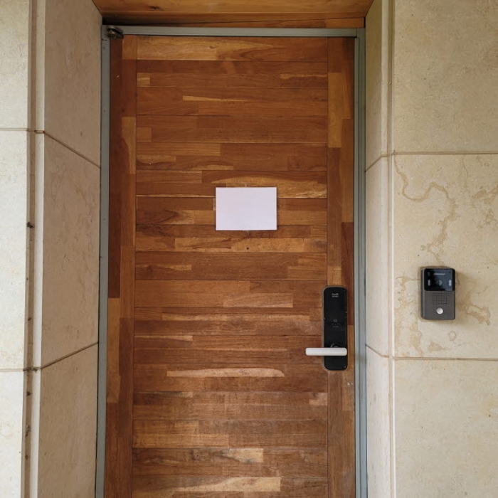 공동현관 출입구