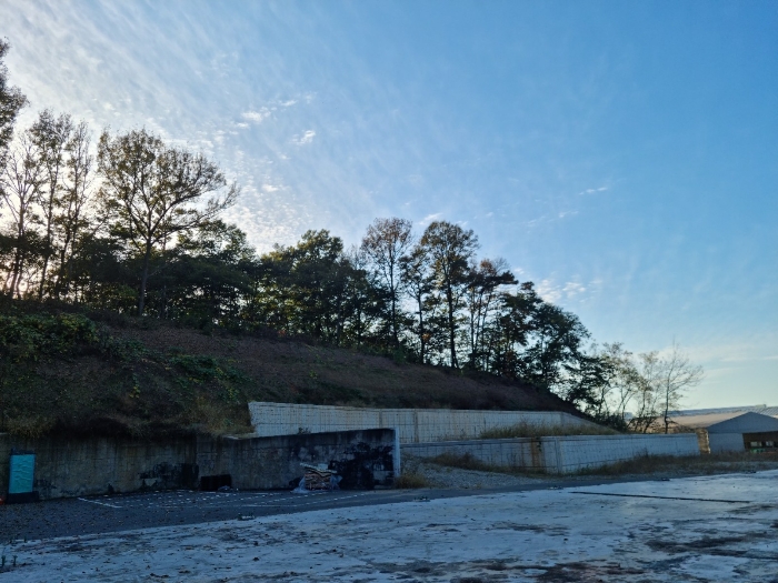 본건 기호(9,10,11,13) 남동측에서 촬영