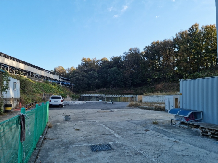 본건 기호(3,13) 북측에서 촬영