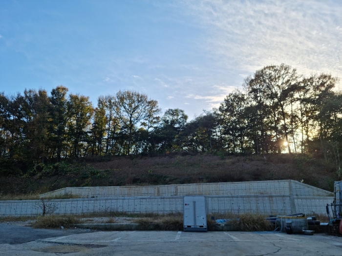 본건 기호(9,10,11,13) 동측에서 촬영