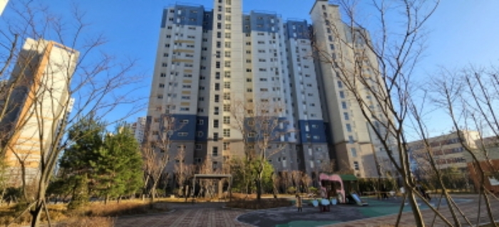 본건 아파트 전경