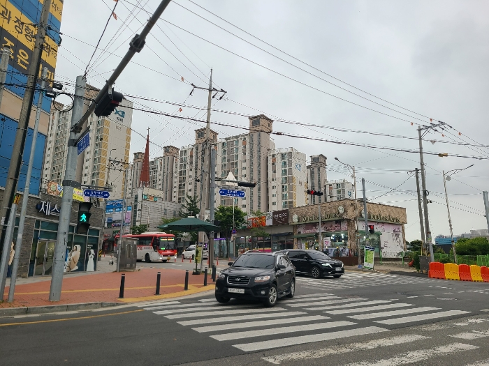 본건 아파트 및 주변 전경