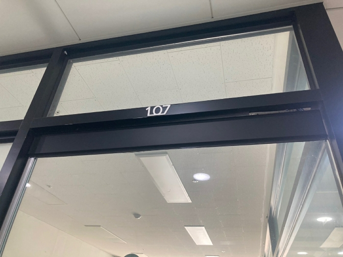 본건 표찰 전경