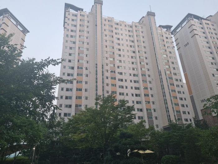 본건 북동측에서 촬영