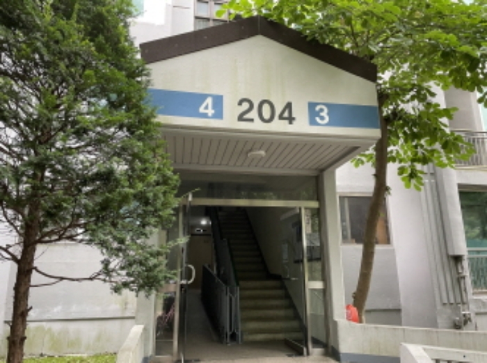 204동 출입구