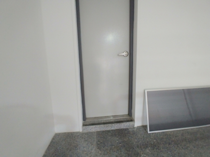 옥상 출입문(폐