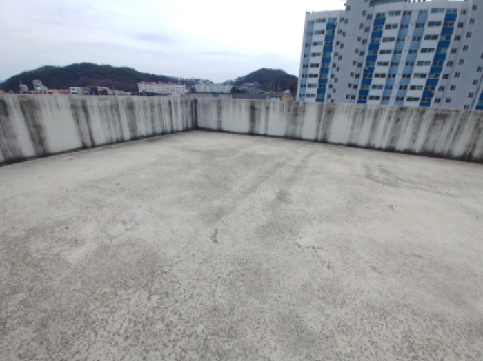 옥상 좌측 전경