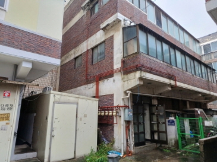 본건 건물 전경