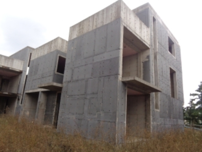 본건(오라이동 862-3)지상 건축 중단된 건물