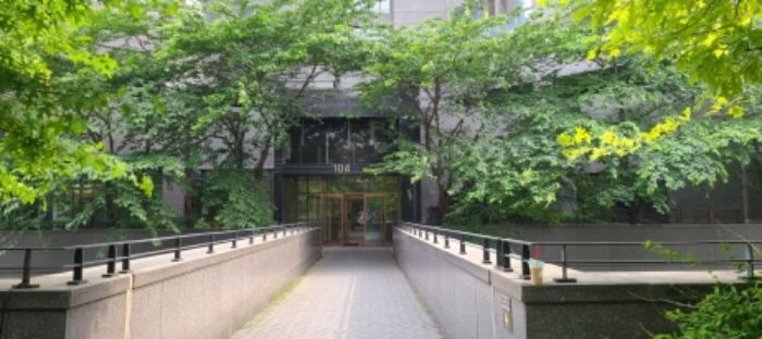 공동 출입구 전