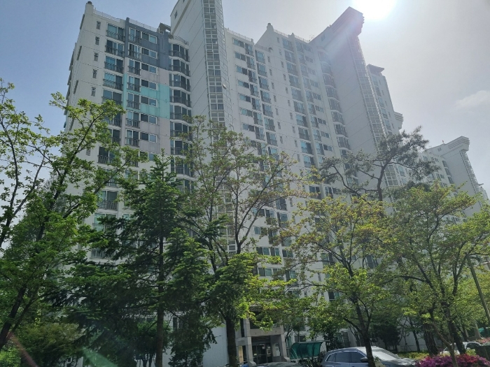 본건 북동측에서