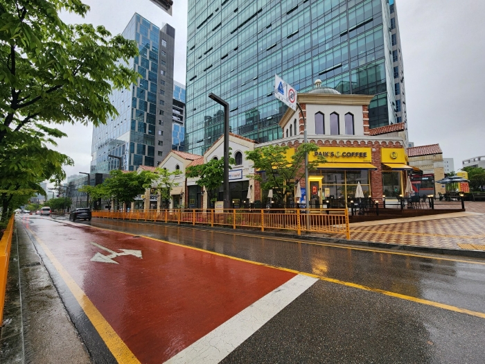 본건 및 주위환