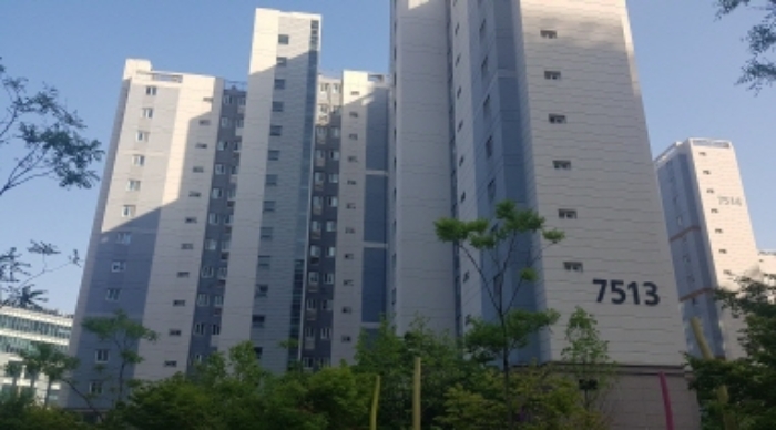 7513동 전경