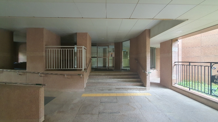 1층 공동출입구