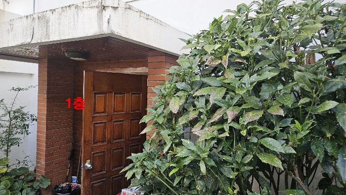 [기호2 건물의 1층]