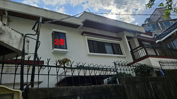 [기호2 건물의 2층]