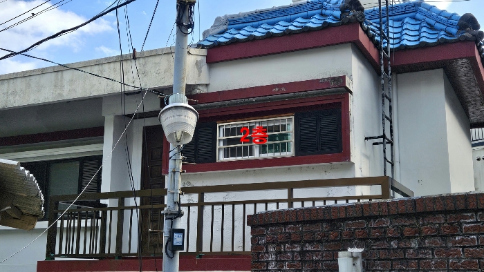 [기호2 건물의 2층]