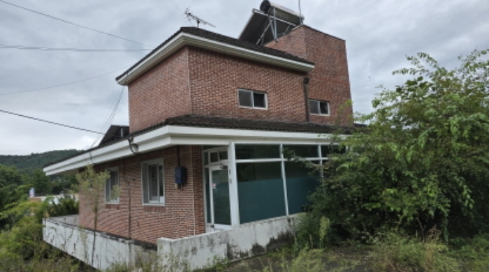 경북 칠곡군 동명면 구덕리 348.지상 가동의 전경