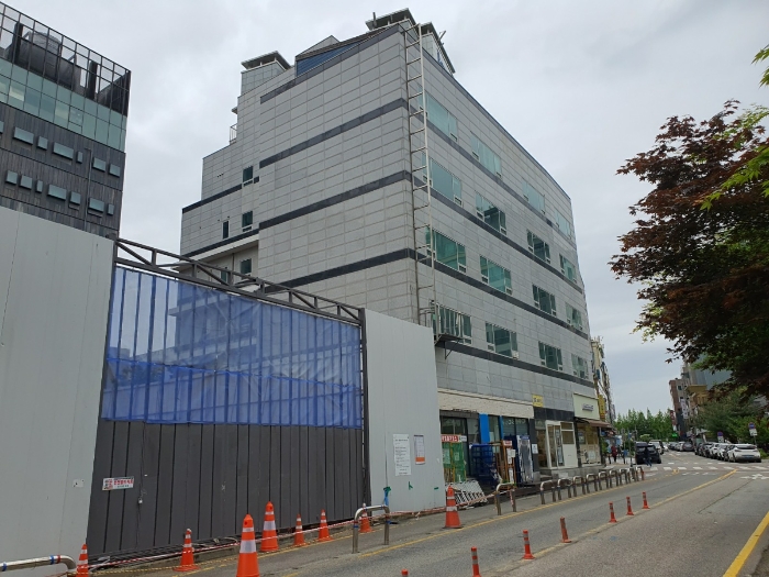 본건 건물 전경