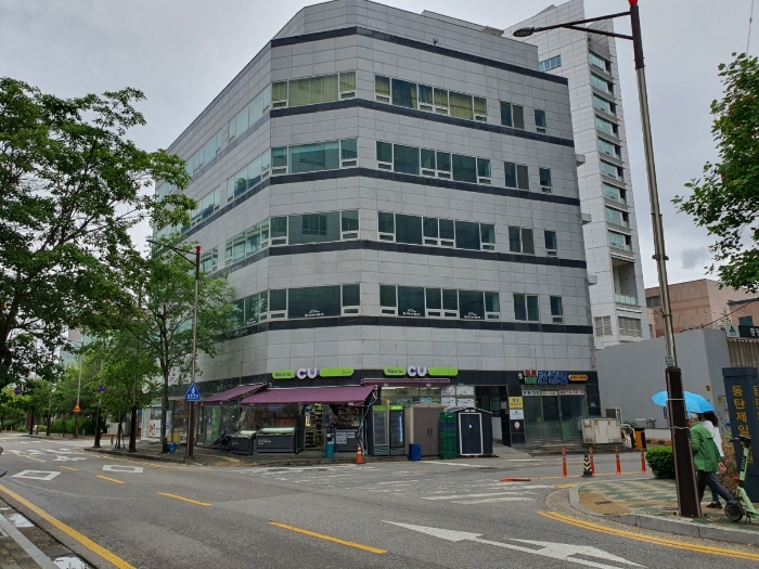 본건 건물 전경