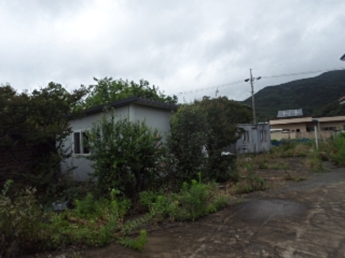 제시외 창고 전