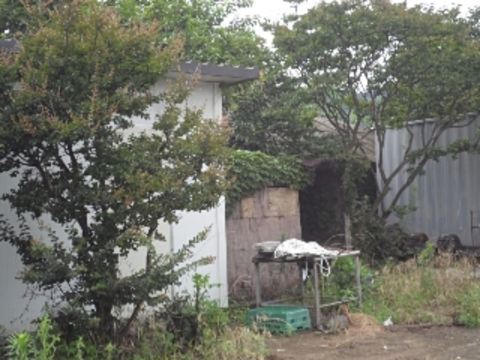 제시외 창고 전