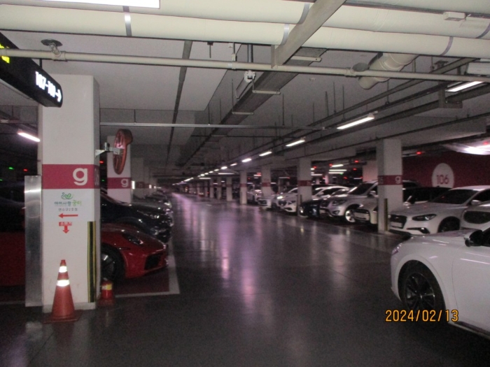 지하 주차장