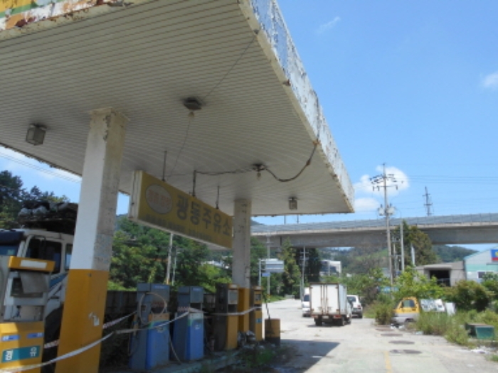 캐노피와 주유기