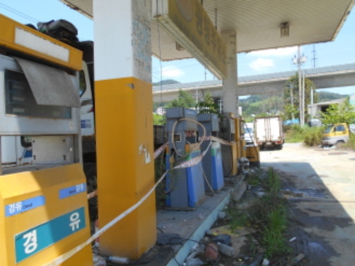 캐노피와 주유기