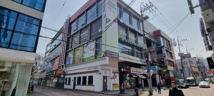 본건 건물 전경