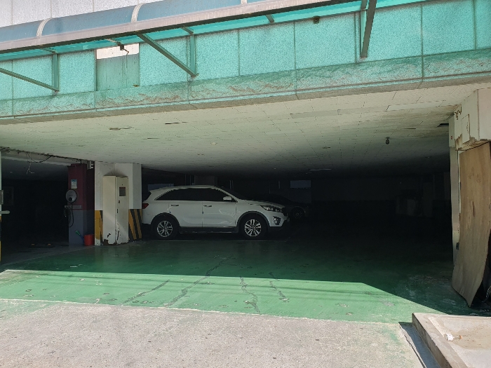 1층(주차장)