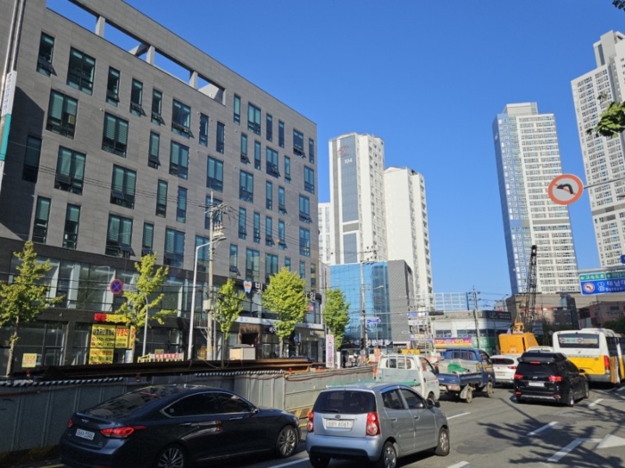 본건 상가동 주