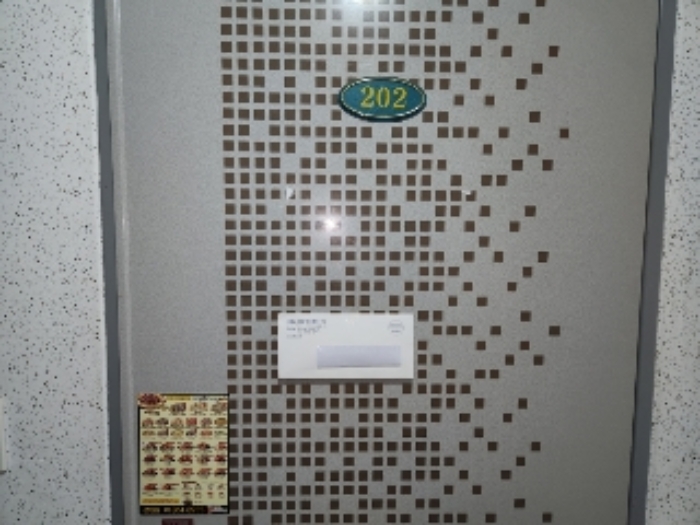 목록3 1층 202호 현관문 전경