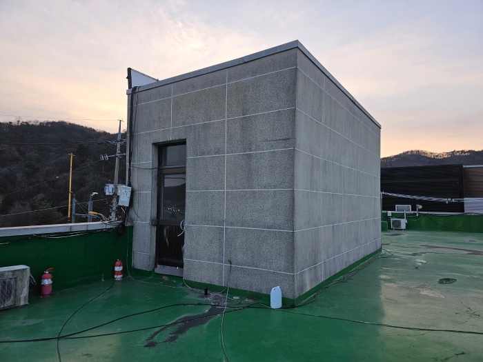 제시외건물㉡ 전